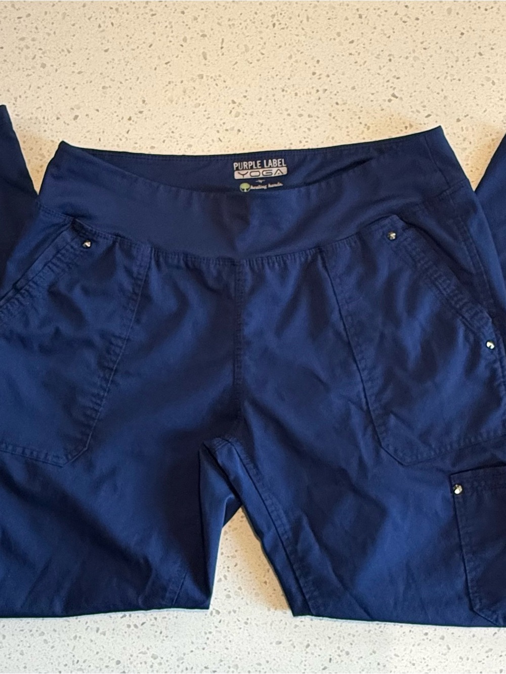 Healing Hands Purple Label Tori Yoga Scrub Pants – Navy Blue – Medium Petite